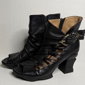 L'Artiste Nesgara Sandal Sz 38